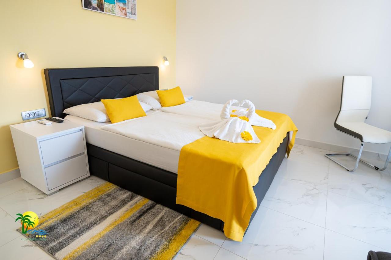 Villa Green Palm Vrsar Eksteriør billede